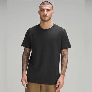 Lululemon | Fundamental T-Shirt in Black - Medium
